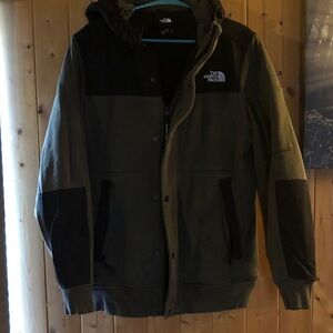 The North Face Men's Performance Jacket - Black and Olive